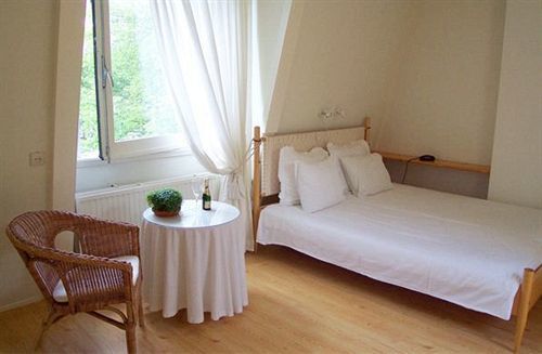 Bed And Breakfast أمستردام المظهر الخارجي الصورة