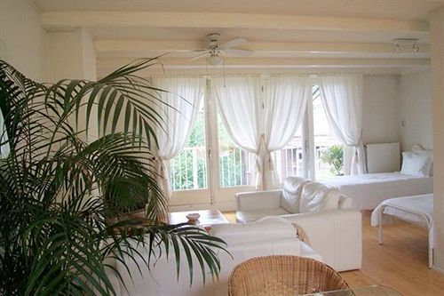 Bed And Breakfast أمستردام المظهر الخارجي الصورة